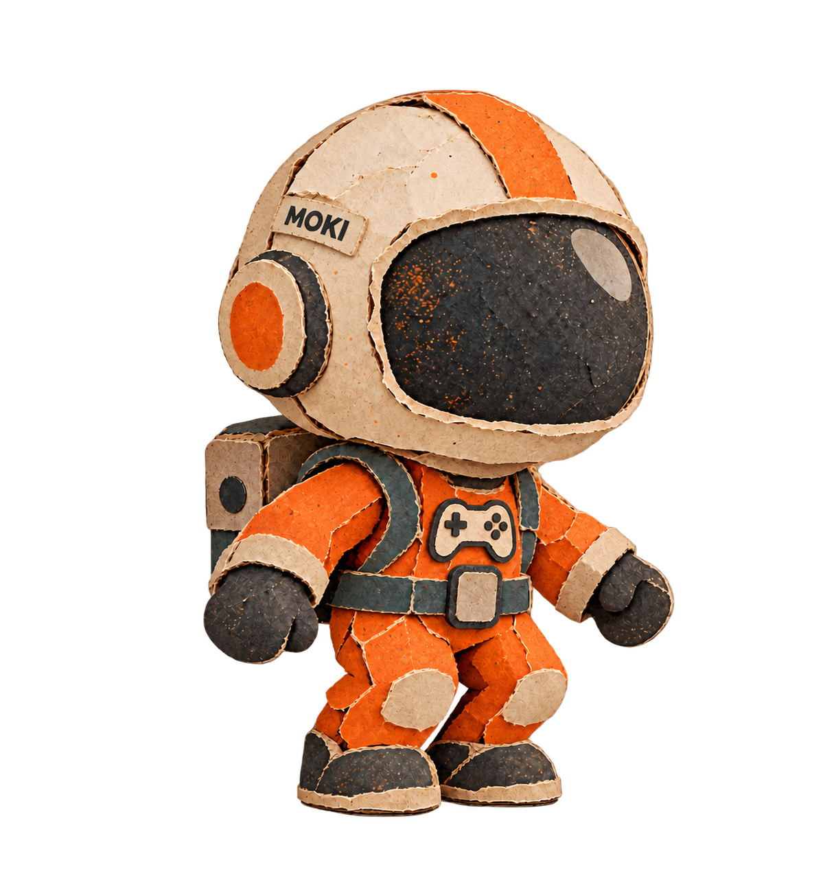 Moki, astronauta de cartón naranja, casco crema y parche MOKI sobre su oreja derecha